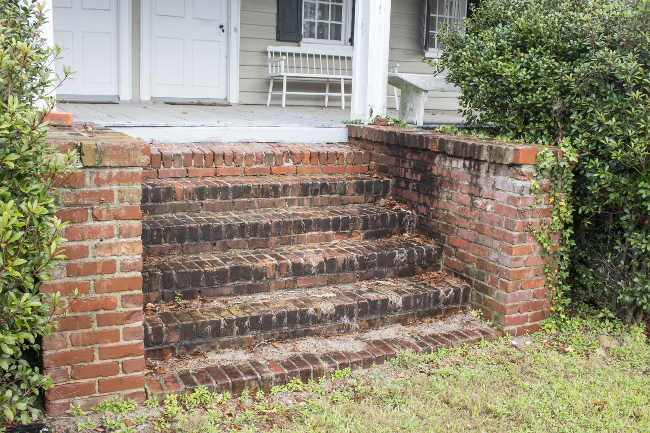 Loch Dhu Plantation Stairs 2017 - Berkeley County, South Carolina